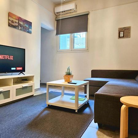Cozy Apartment For 4 In Kolonaki, Lycabettus Aten Exteriör bild
